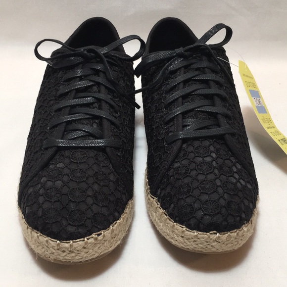 Toms Embroidered Mesh Lace Up Espadrille Sneakers - Picture 3 of 8